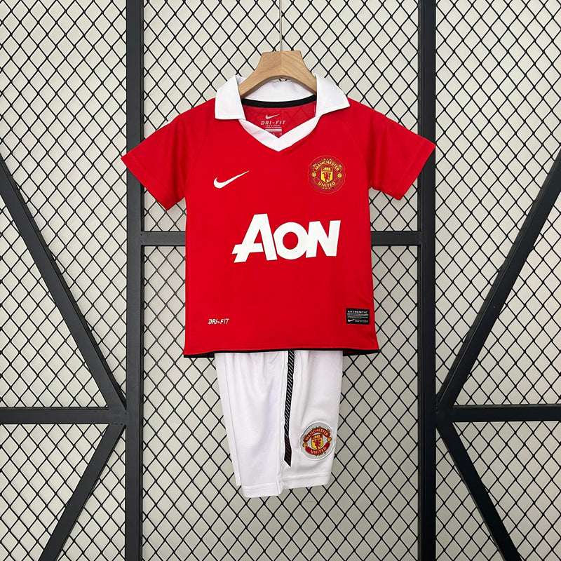 MANCHESTER UNITED T-SHIRT I 10/11 CHILDREN'S SET (RETRO)