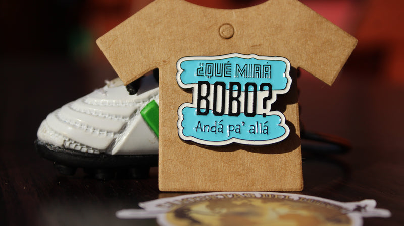 Box Coleccionable LEYENDA MESSI – Incluye Camiseta, Muñeco, Pin Exclusivo, Stickers y una sorpresa.